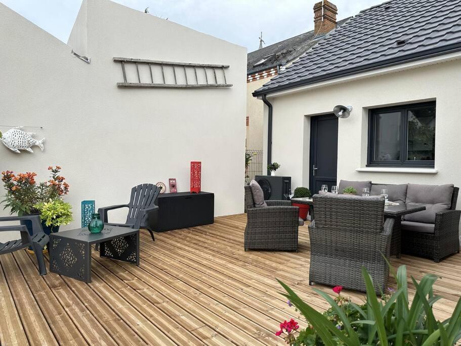 * Domaine De La Solaie * - Proche Bords De Loire Vila Saint-Denis-de lʼHôtel Exterior foto